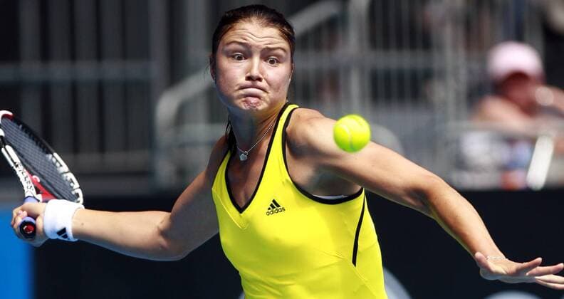 Dinara Safina (Russland) -  Tennis Damen Australian Open 2009, Grand Slam, WTA Tour Einzelbild Melbourne Dynamik,