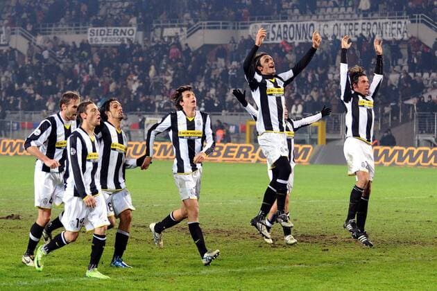 Schlussjubel Juventus Turin -  Fußball Herren Serie A 2008 2009, 1. Italienische Liga, Juventus Turin, Juve Gruppe Turin Freude,