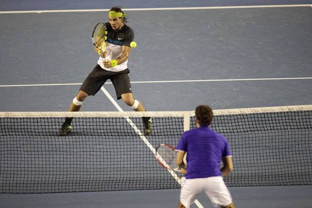 Rafael Nadal (Spanien, li.) gegen Roger Federer (Schweiz) Tennis Herren Australian Open 2009, ATP Tour, Grand Slam Gruppe Finale Melbourne