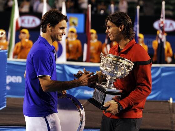 Rafael Nadal (Spanien, re.) - Sieger der Australian Open 2009 mit dem Zweiten Roger Federer (Schweiz) Tennis Herren Australian Open 2009, Grand Slam, ATP Tour, Finale Gruppe Melbourne Freude,