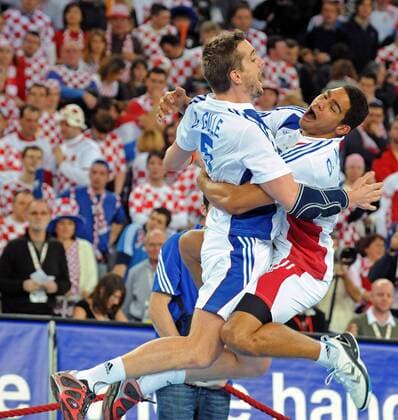 Guillaume Gille (li.) und Daniel Narcisse (beide Frankreich) - Torjubel Handball Länderspiel Herren WM 2009, Nationalmannschaft, Finale, Frankreich, Nationaltrikot Gruppe Zagreb Freude,