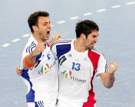 Jerome Fernandez (li.) und Nikola Karabatic (beide Frankreich) - Torjubel -  Handball Länderspiel Herren WM 2009, Nationalteam, Nationaltrikot, Finale, Vdig Gruppe Zagreb Begeisterung, Freude,