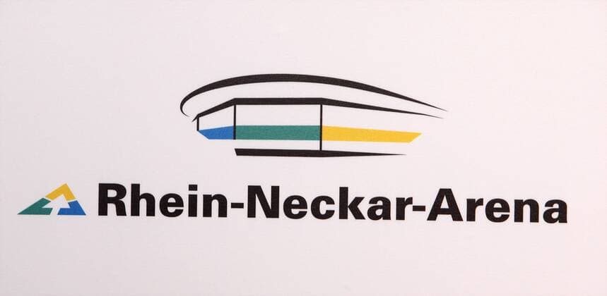 Logo der Rhein Neckar Arena, Heimspielstätte der TSG 1899 Hoffenheim Fußball 1. BL Herren Saison 2008 2009, Vdig Einzelbild Rhein Neckar Arena Sinsheim