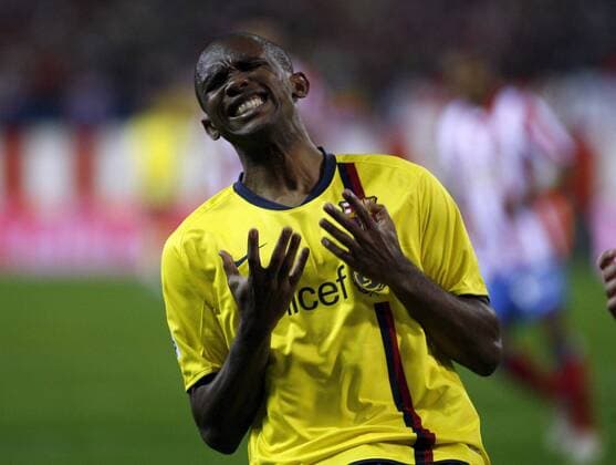 Samuel Eto o (FC Barcelona) verzweifelt -  - NOxONLINExUSE Fußball Herren Primera Division 2008 2009, 1. Spanische Liga, FC Barcelona, Barca Einzelbild Madrid Enttäuschung, Verzweiflung,