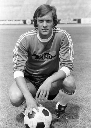 Bernd Wehmeyer (Hannover) Fußball 2. BL Herren Saison 1976 1977, Nord, Hannover 96, Vsw, Fotoshooting Einzelbild Aufnahmedatum geschätzt Hannover