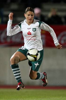 Sonja Fuss (Duisburg) Fußball 1. BL Damen Saison 2008 2009, Frauen, Frauenfußball, FCR 2001 Duisburg Einzelbild Essen Dynamik,