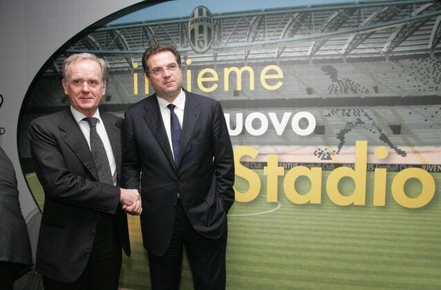 Präsident Giovanni Cobolli Gigli (Juventus Turin, li.) und Andrea Cardinaletti, Präsident Istituto per il Credito Sportivo (ICS) - Pressekonferenz zur Zusammenarbeit beim Stadionneubau - (SZUC113) Fußball Herren Serie A 2008 2009, 1. Italienische Liga, Juventus Turin, Juve, PK, Pressetermin, Vdig Gruppe Turin