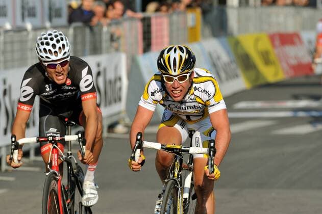 Mark Cavendish (Großbritannien Columbia High Road, re.) gewinnt Mailand San Remo 2009 vor Heinrich Haussler (Deutschland Cervelo Test) -  Radsport Herren Mailand - San Remo 2009, Straßenradsport, Straße, Rad, Gruppe