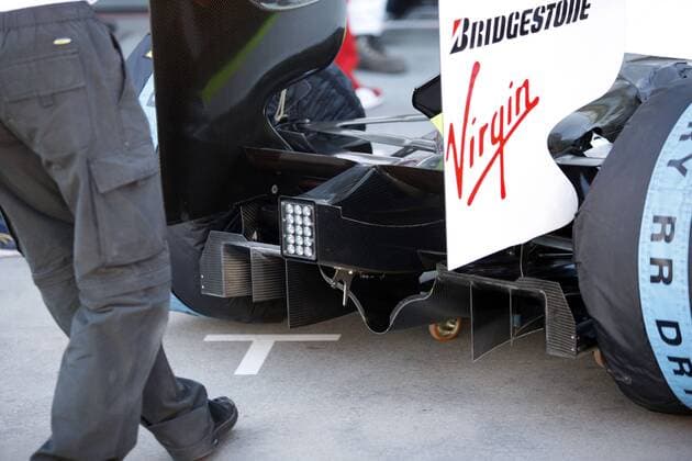 Diffusor am Heck eines Brawn GP Boliden soll den Unterdruck unter dem Rennwagen und somit die Bodenhaftung erhöhen -  Motorsport Grand Prix Herren Großer Preis von Australien 2009, Formel 1 Weltmeisterschaft, F1, F, GP, WM, Einzelbild Albert Park Melbourne