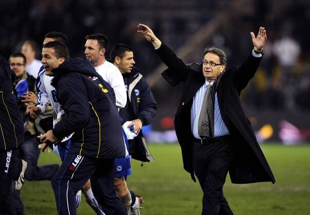 Nationaltrainer Miroslav Blazevic (Bosnien Herzegowina, re.) - Schlussjubel -  Fußball Länderspiel Herren WM Qualifikation 2009, Nationalmannschaft, Gruppe Genk Freude,