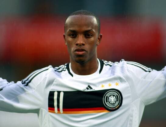 Savio Nsereko (Deutschland U20) Fußball Länderspiel Herren Internationale U 20 Spielrunde 2008 2009, Nationalteam, Nationaltrikot, Porträt Lugano 