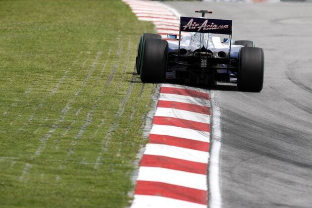 Nico Rosberg (Deutschland Williams) auf dem Randstein Motorsport Grand Prix Herren Großer Preis von Malaysia 2009, Formel 1 Weltmeisterschaft, F1, F, GP, WM, Training Einzelbild Kuala Lumpur Sepang