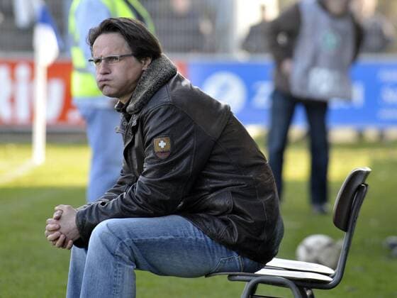 Fußball, Trainerhistorie, Stuttgarter Kickers Trainer Edgar Schmitt (Stuttgarter Kickers) enttäuscht Fußball Herren 3. Liga 2008 2009, Stuttgart Einzelbild Emden Enttäuschung,