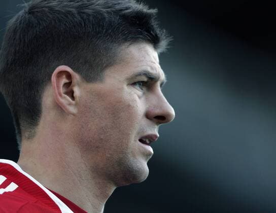Steven Gerrard (Liverpool) - EDITORIAL USE ONLY. No use with unauthorised audio, video, data, fixture lists, club league logos or live services. Online in-match use limited to 120 images, no video emulation. No use in betting, games or single club league player publications. Fußball Herren English Premier League 2008 2009, 1. Englische Liga, FC Porträt London