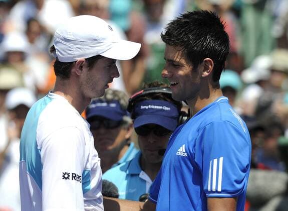 Novak Djokovic (Serbien, re.) gratuliert Andy Murray (Großbritannien) zum Sieg bei den Sony Ericsson Open 2009 Tennis Herren Sony Ericsson Open 2009, ATP Tour, Finale Gruppe o0 Andrew Key Biscayne Miami