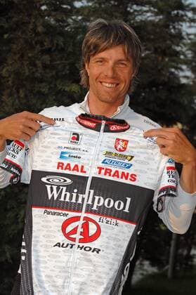 Danilo Hondo (Deutschland PSK Whirlpool Author) Radsport Herren Fotoshooting 2009 o0 Straßenradsport, Straße, Rad Einzelbild Freude,