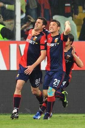 Thiago Motta (li.) und Salvatore Bocchetti (beide Genoa CFC) - Torjubel -  Fußball Herren Serie A 2008 2009, 1. Italienische Liga, FC Genua 1893 Gruppe Genua Freude,