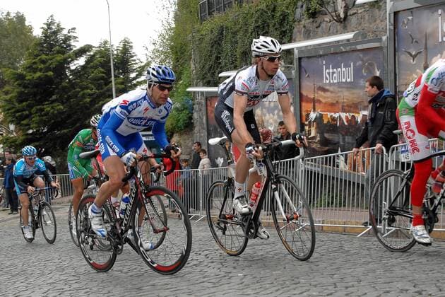 Danilo Hondo (Deutschland PSK Whirlpool Author, re.) Radsport Herren Tour of Turkey 2009, Türkeirundfahrt, Straßenradsport, Straße, Rad Gruppe 1. Etappe: Istanbul - Istanbul