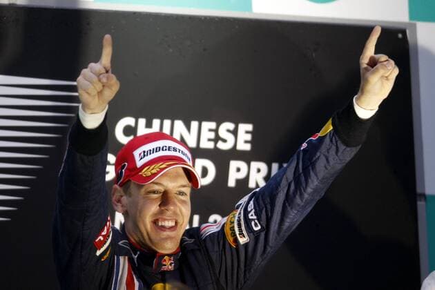 Sebastian Vettel (Deutschland Red Bull) gewinnt den GP von China 2009 Motorsport Grand Prix Herren Großer Preis von China 2009, Formel 1 Weltmeisterschaft, F1, F, GP, WM Einzelbild Shanghai Freude,