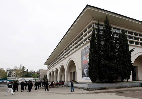 Außenansicht des Tbilisi Sport Palace - Austragungsort der Judo EM 2009 -  Judo EM Herren EM 2009 Totale Tbilisi Sport Palace Tiflis