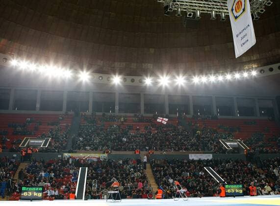 Tribüne des Tbilisi Sport Palace - Austragungsort der Judo EM 2009 -  Judo EM Herren EM 2009, Vdig Totale Tiflis