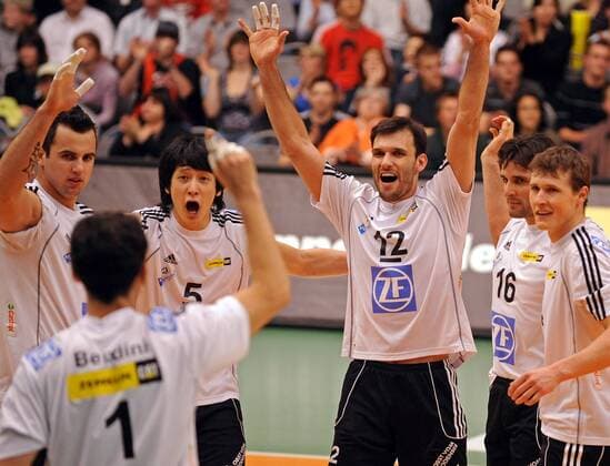 Jubel Friedrichshafen Volleyball 1. BL Herren Saison 2008 2009, Playoffs, Playoff, Play Offs, Off, Finale, VfB Friedrichshafen Gruppe Friedrichshafen Freude,