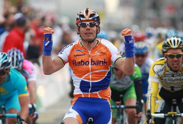 Oscar Freire (Spanien Rabobank) gewinnt die 2. Etappe der Tour de Romandie 2009 von La Chaux de Fonds nach La Chaux de Fonds Radsport Herren Tour de Romandie 2009, Straßenradsport, Straße, Rad Einzelbild 2. Etappe: La Chaux de Fonds - La Chaux de Fonds Freude, 