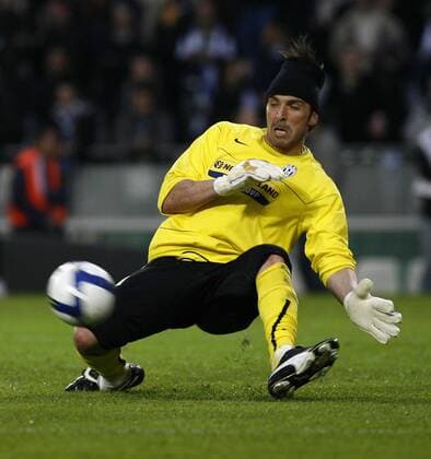 Torwart Gianluigi Buffon (Juventus Turin) -  Fußball Herren Serie A 2008 2009, 1. Italienische Liga, Juve Einzelbild Turin Dynamik,
