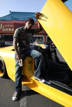 Floyd Mayweather Jr. (USA) und sein Lamborghini -  Boxen Herren Boxsport 2009, Profiboxen, Shooting, Einzelbild Las Vegas