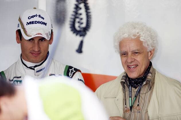 Adrian Sutil (Deutschland Force India, li.) mit Vater Jorge Motorsport Grand Prix Herren Großer Preis von Spanien 2009, Formel 1 Weltmeisterschaft, F1, F, GP, WM, Freies Training, Vdig Gruppe Circuit de Catalunya Barcelona
