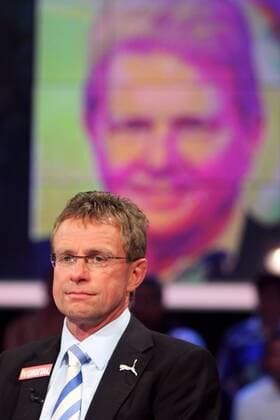 Trainer Ralf Rangnick wird während seines Besuchs im aktuellen Sportstudio mit den Unstimmigkeiten mit Mäzen Dietmar Hopp (beide Hoffenheim Deutschland) konfrontiert Fußball 1. BL Herren Das aktuelle Sportstudio 2009, ZDF, Sendung, Fernsehsendung, Sportsendung, TV, Medien, Einzelbild Mainz
