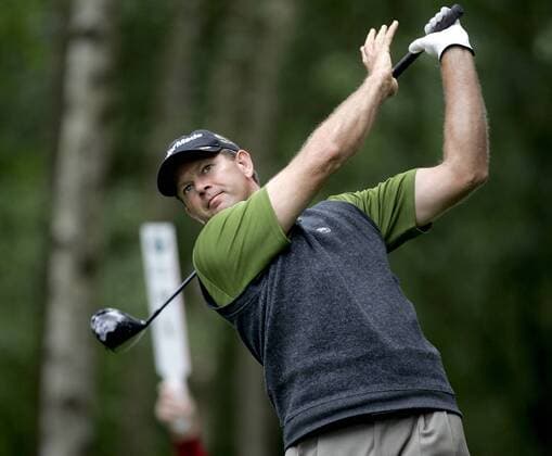 Retief Goosen (Südafrika) - EDITORIAL USE ONLY. No use with unauthorised audio, video, data, fixture lists, club league logos or live services. Online in-match use limited to 120 images, no video emulation. No use in betting, games or single club league player publications. Golf Herren BMW PGA Championship 2009, European Tour, Einzelbild Wentworth Surrey, Virginia Water
