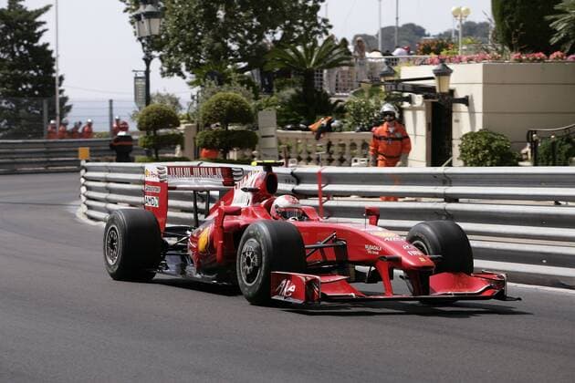 Kimi Räikkönen (Finnland Ferrari) in seinem Boliden Motorsport Grand Prix Herren Großer Preis von Monaco 2009, Formel 1 Weltmeisterschaft, F1, F, GP, WM Einzelbild Monte Carlo