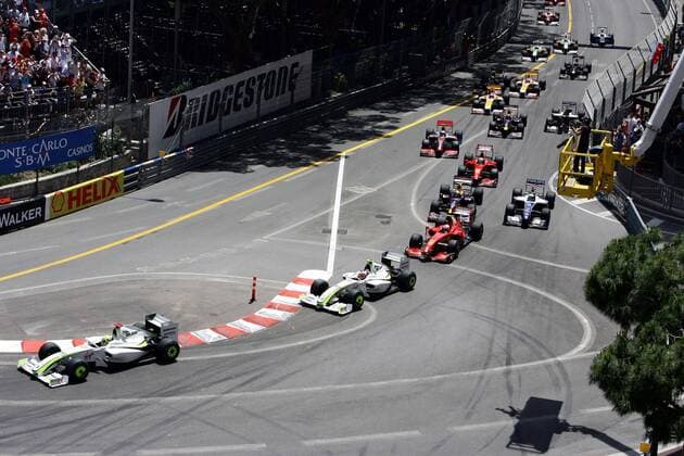 Jenson Button (England) vor Rubens Barrichello (Brasilien beide Brawn GP) Motorsport Grand Prix Herren Großer Preis von Monaco 2009, Formel 1 Weltmeisterschaft, F1, F, GP, WM Totale Monte Carlo