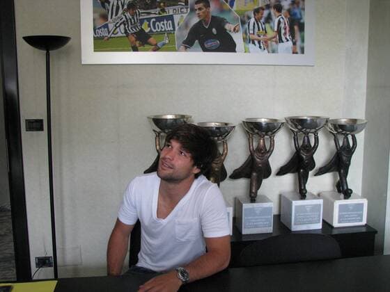 Diego anlässlich der Vertragsverhandlungen mit Juventus Turin in der Geschäftsstelle Fußball Herren Serie A 2009 2010, Juve Einzelbild Turin