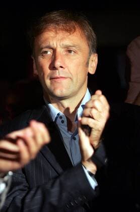 Co Trainer Goran Stevanovic (Partizan Belgrad) während der Meisterfeier im Hotel Yugoslavia -  Fußball Herren Meridian Super Liga 2008 2009, 1. Serbische Liga, Schwarz weiße Nacht, Meisterfeier, Feier Einzelbild Belgrad