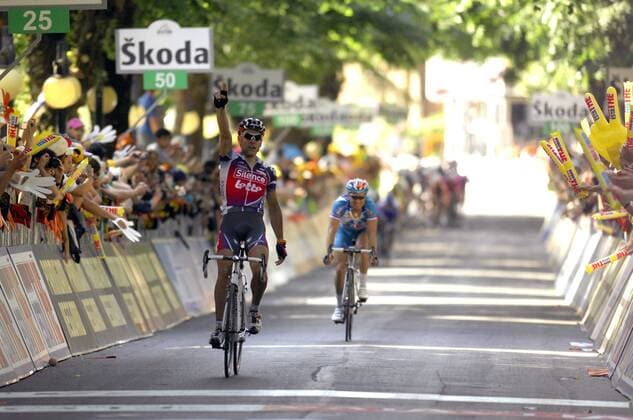 Philippe Gilbert (Belgien Lotto) gewinnt die 20. Etappe des Giro d Italia 2009 vor Thomas Voeckler (Frankreich BBOX Bouygues Telecom) -  Radsport Herren Giro d Italia 2009, dItalia, Straßenradsport, Straße, Rad Gruppe 20. Etappe: Neapel - Anagni Freude,