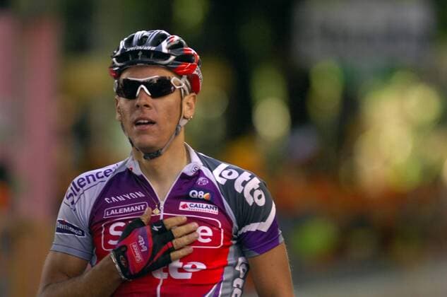 Hand aufs Herz - Philippe Gilbert (Belgien Lotto) gewinnt die 20. Etappe des Giro d Italia 2009 -  Radsport Herren Giro d Italia 2009, dItalia, Straßenradsport, Straße, Rad Einzelbild 20. Etappe: Neapel - Anagni Freude,