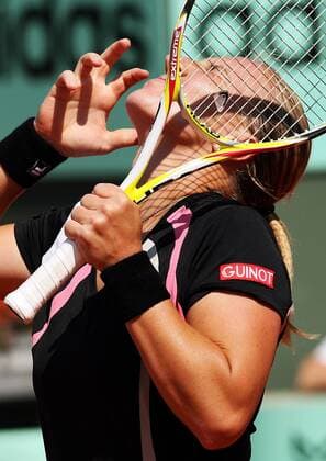 Svetlana Kuznetsova (Russland) verzweifelt -  Tennis Damen French Open 2009, Grand Slam, WTA Tour Einzelbild Roland Garros Paris Enttäuschung, Verzweiflung,