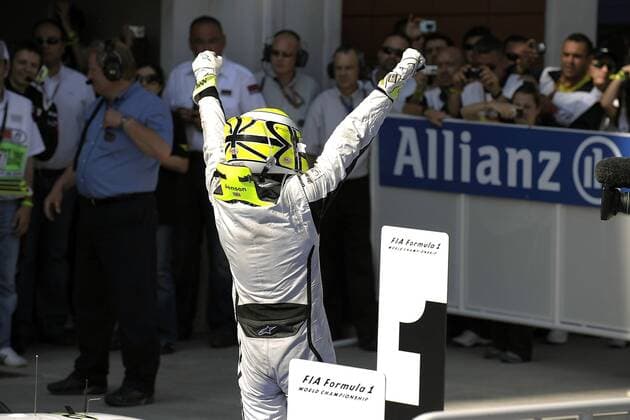 Jenson Button (England Brawn GP) gewinnt den GP der Türkei 2009 Motorsport Grand Prix Herren Großer Preis der Türkei 2009, Formel 1 Weltmeisterschaft, F1, F, GP, WM Einzelbild Istanbul Freude,