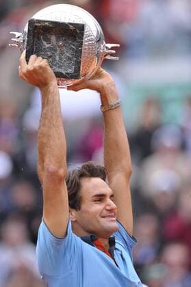 Roger Federer (Schweiz) gewinnt die French Open 2009 -  Tennis Herren French Open 2009, Grand Slam, ATP Tour, Finale Einzelbild Roland Garros Paris Begeisterung, Freude,