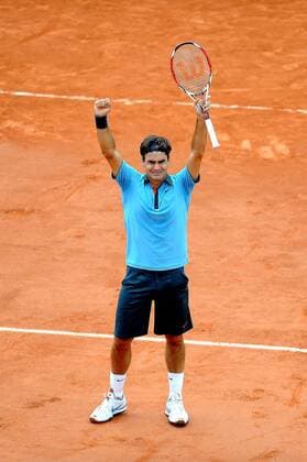 Roger Federer (Schweiz) gewinnt die French Open 2009 -  Tennis Herren French Open 2009, Grand Slam, ATP Tour, Finale Einzelbild Roland Garros Paris Begeisterung, Freude,