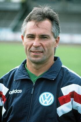 Co Trainer Dieter Winter (VFL Wolfsburg) Fußball 2. BL Herren Saison 1993 1994, Präsentation, Pressetermin, Porträttermin, Porträt Wolfsburg