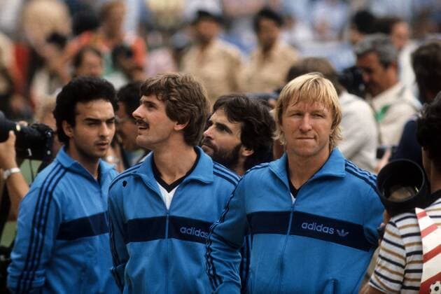 BR Deutschland v.li.: Hansi Müller, Wilfried Hannes und Horst Hrubesch Fußball WM Herren WM Finale 1982, Länderspiel, Nationalteam, Gruppe Madrid