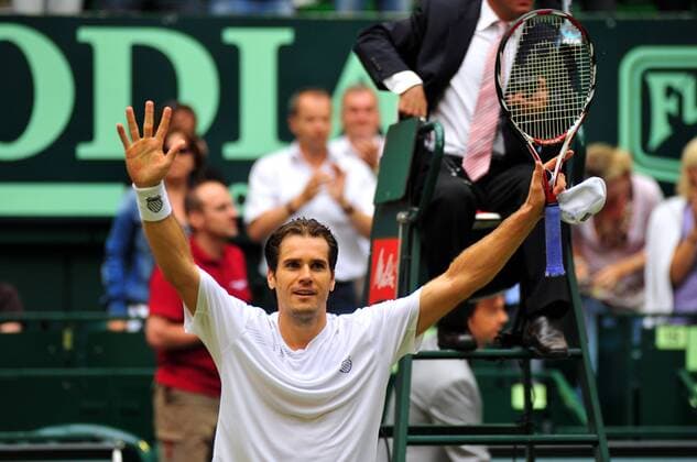 Thomas Haas (USA) gewinnt die Gerry Weber Open 2009 Tennis Herren Gerry Weber Open 2009, ATP Tour, Finale Einzelbild Halle Westfalen Freude,