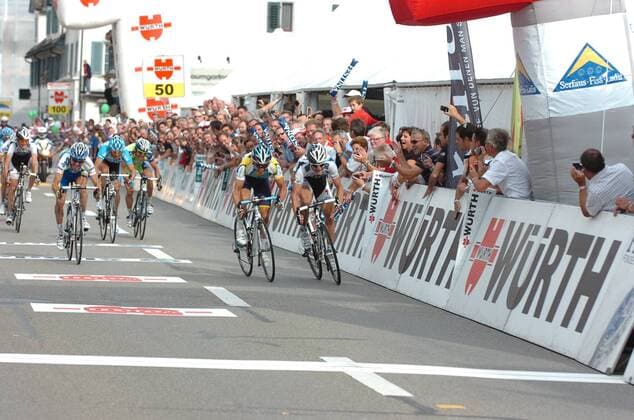 Matti Breschel (Dänemark Saxo Bank, re.) gewinnt die 4. Etappe der Tour de Suisse 2009 vor Maxim Iglinskiy (Kasachstan Astana) -  Radsport Herren Tour de Suisse 2009, Straßenradsport, Straße, Rad, ProTour, Vdig Totale 4. Etappe: Biasca - Stäfa