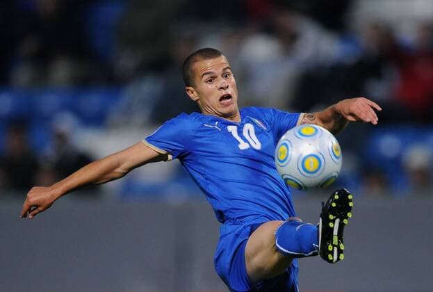 Sebastian Giovinco (Italien U21) Fußball Länderspiel Herren U 21 EM 2009, Länderspiel, U21, Junioren, Nationalteam, Nationaltrikot Einzelbild Helsingborg Dynamik,