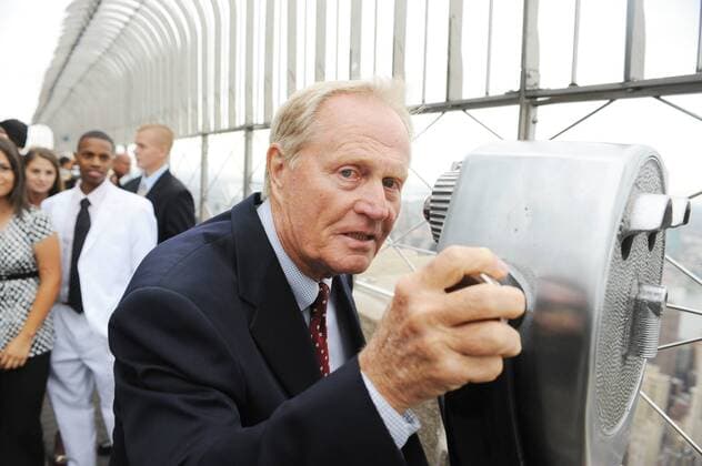 Jack Nicklaus (USA) auf dem Empire State Building in New York - (ZUMAb09) Golf Herren US Open 2009, PGA Tour, Fotoshooting Einzelbild New York, NY, N Y