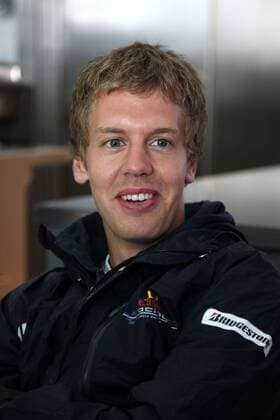 Sebastian Vettel (Deutschland Red Bull) Motorsport Grand Prix Herren Großer Preis von Großbritannien 2009, Formel 1 WM, F1, F, GP Porträt Silverstone