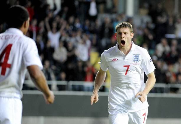 James Milner (England U21) - Torjubel -  Fußball EM Herren U21 EM 2009, U 21, Länderspiel, Nationalmannschaft, Nationaltrikot Gruppe Göteborg Freude,